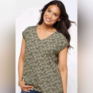 Papermoon sage green with flowers sleeveless v-neck top, NWT